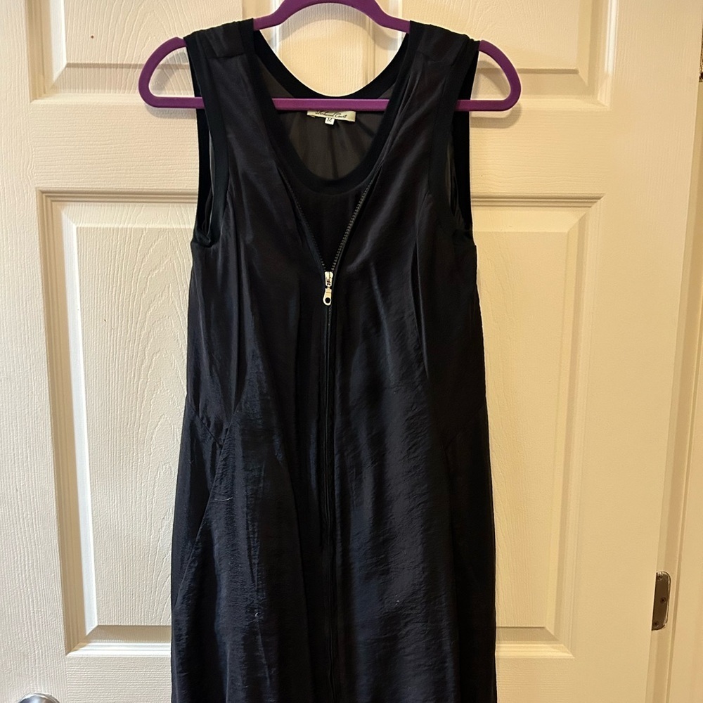 Redwood Court Dress size M